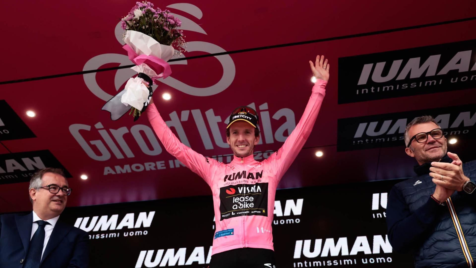 Simon Yates v poslední horské etapě Gira všem vypálil rybník a bude celkovým vítězem!